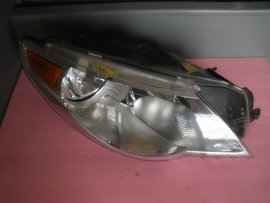 Volkswagen - Headlight - 3C8941006F
